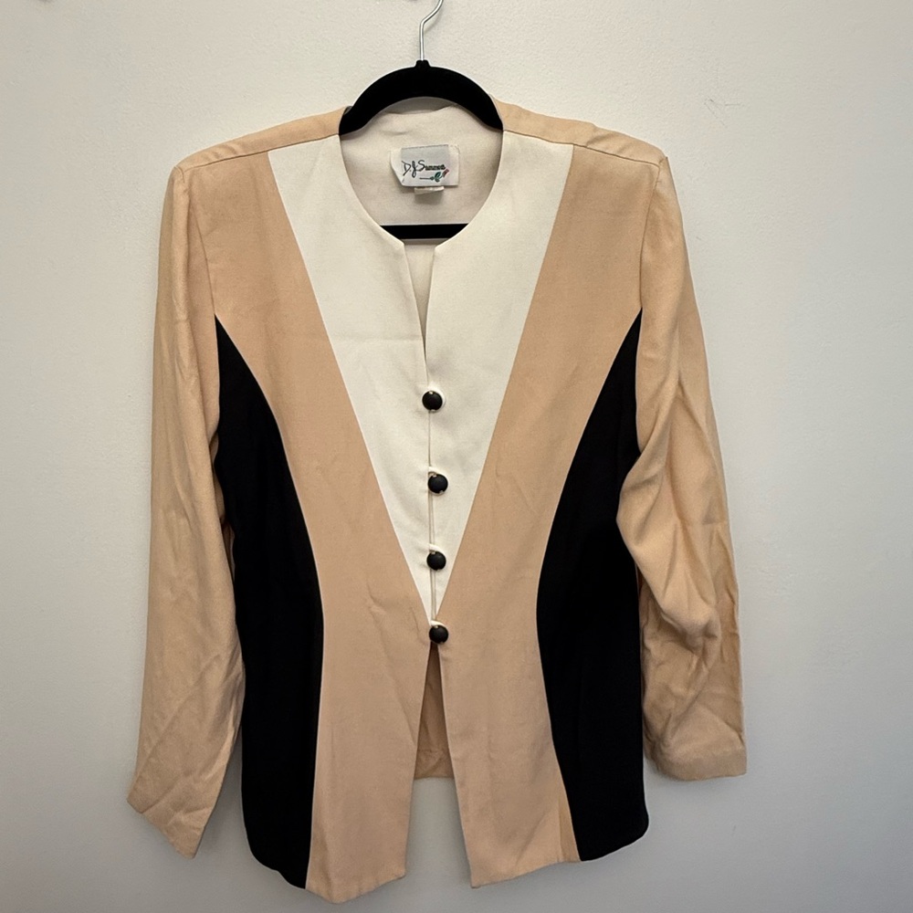 Women's Tan and Black Jacket